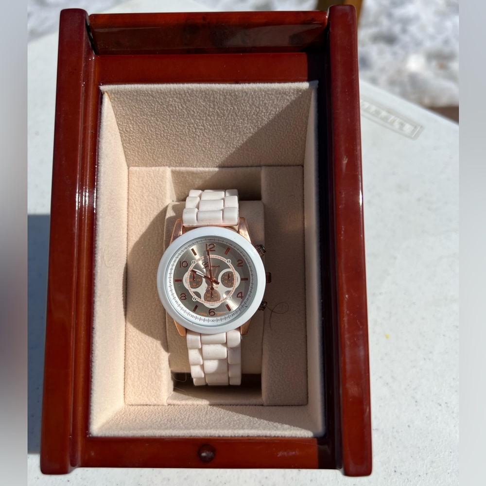 Geneva Watch - image 1